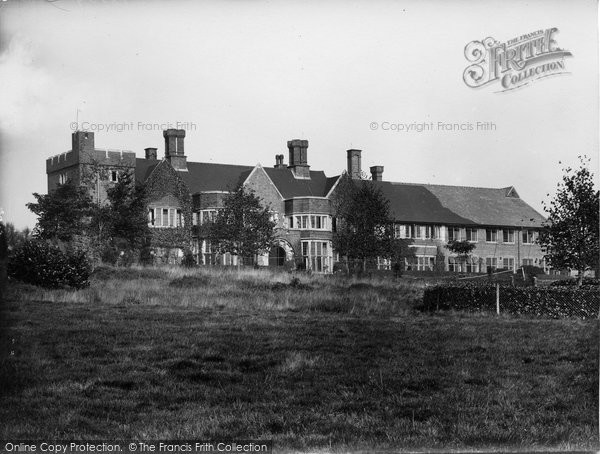 Photo of Haslemere, 1925