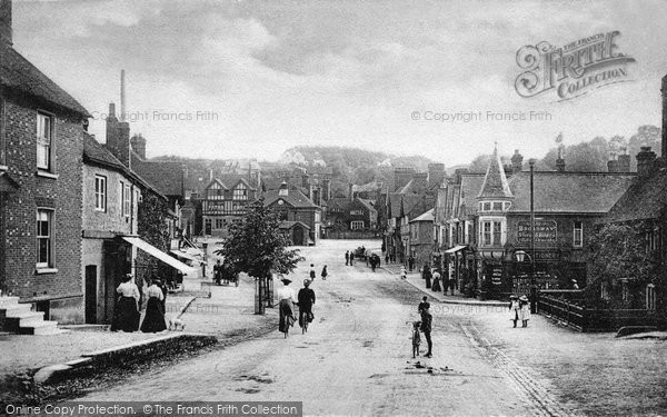 Photo of Haslemere, High Street And Town Hall 1907