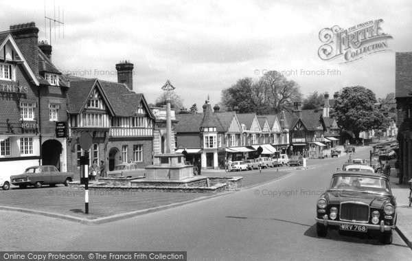 Photo of Haslemere, High Street c.1965