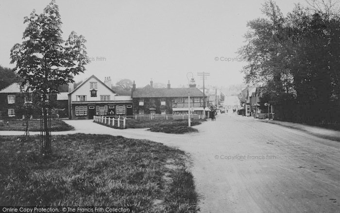 Photo of Haslemere, Lion Green 1909