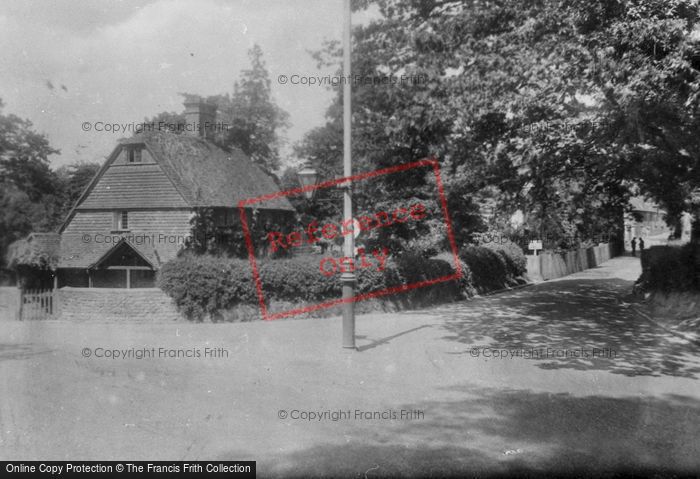 Photo of Haslemere, Penfolds Corner 1927