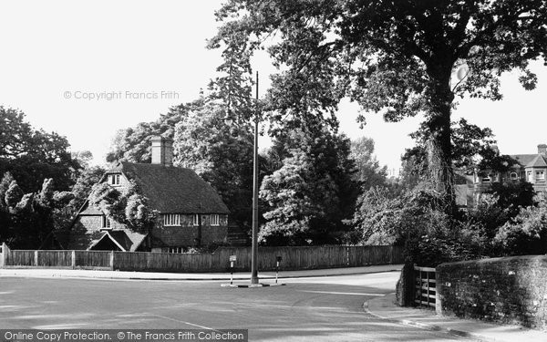 Photo of Haslemere, Penfolds Corner c.1955
