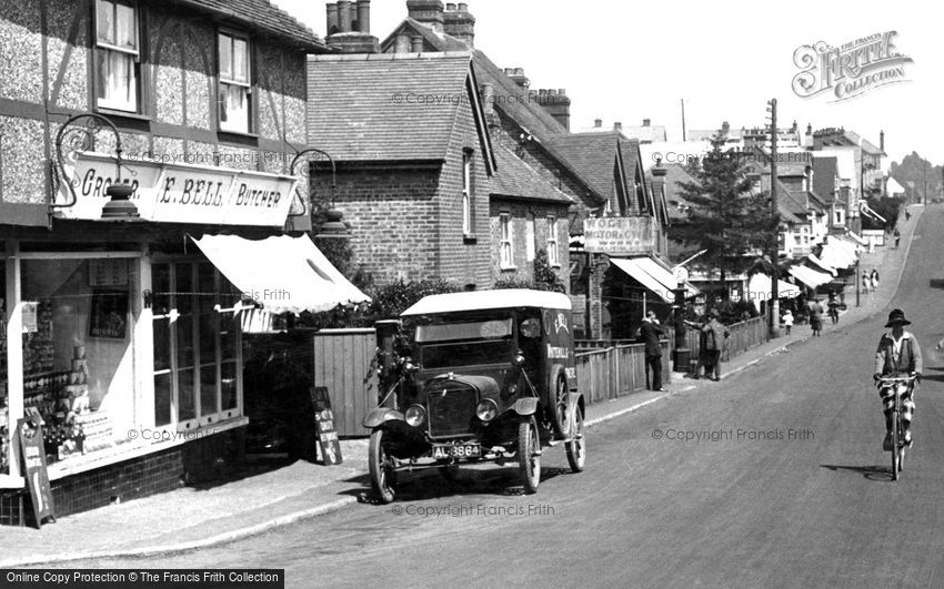 Haslemere, Van 1925