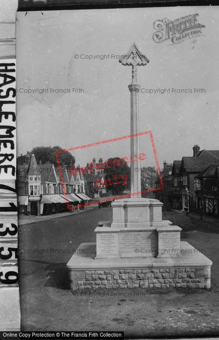 Photo of Haslemere, War Memorial 1921