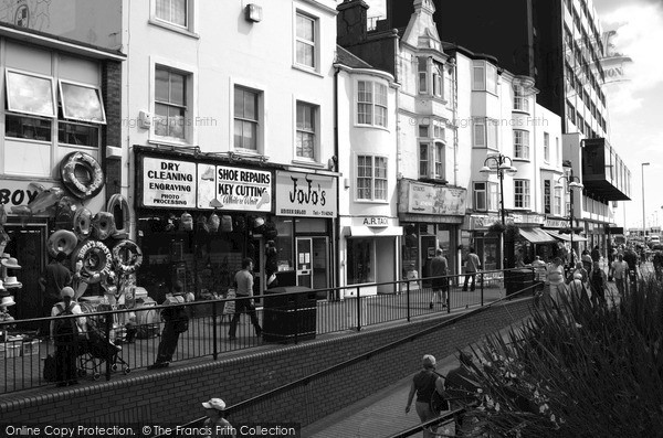 Photo of Hastings, Castle Street 2004