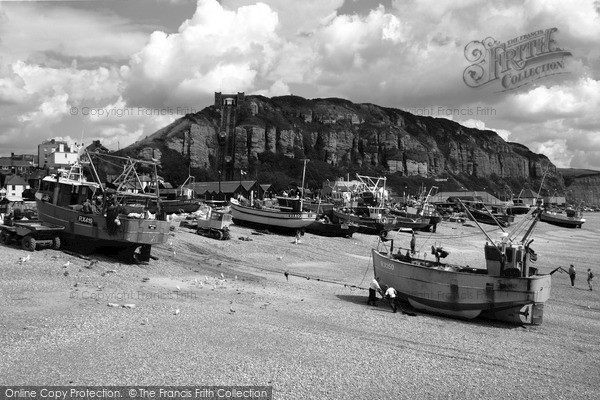 Photo of Hastings, Fishing Boats 2004