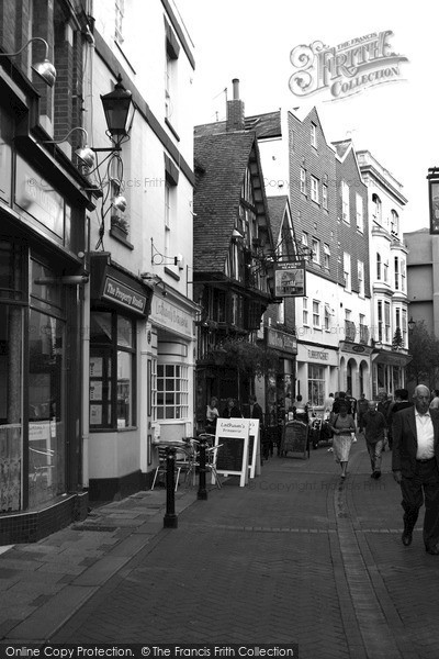 Photo of Hastings, George Street 2004