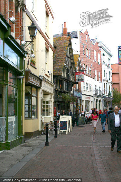 Photo of Hastings, George Street 2004
