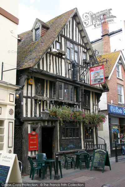 Photo of Hastings, George Street, Ye Olde Pump House 2004