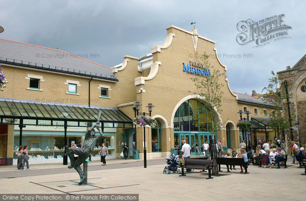 Photo of Hastings, Queen Street, Priory Meadow Shopping Centre 2004