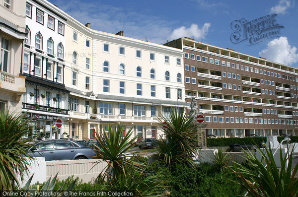 Photo of Hastings, Robertson Terrace To The East 2004