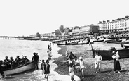 The Beach 1925, Hastings