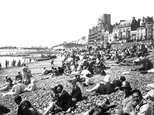 The Beach 1925, Hastings