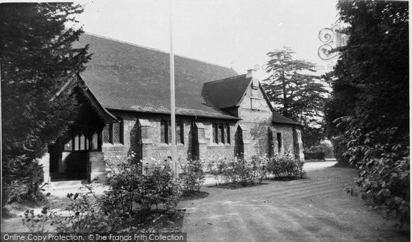Photo of Hatch End, Parish Church c.1965