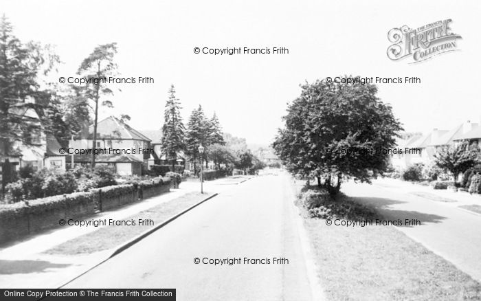 Photo of Hatch End, St Thomas Drive c.1960