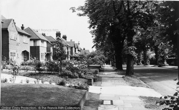 Photo of Hatch End, The Avenue c.1955