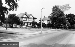 Uxbridge Road c.1955, Hatch End