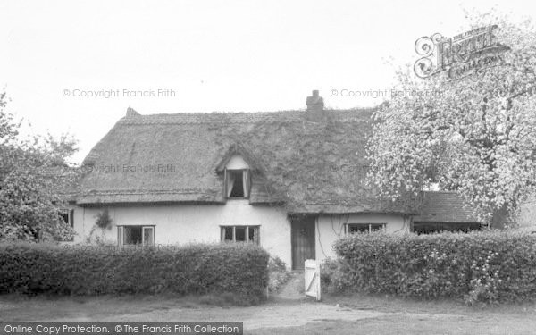 Photo of Hatfield Heath, The Clipped Hedge Tea Room c.1955