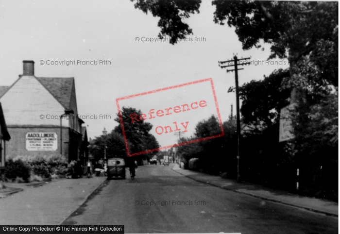 Photo of Hatfield, St Albans Road c.1950