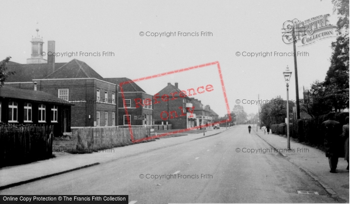 Photo of Hatfield, St Albans Road c.1955