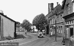 The Great North Road 1948, Hatfield