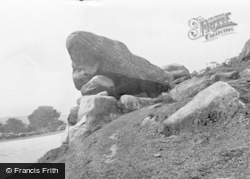 The Toad's Mouth 1919, Hathersage