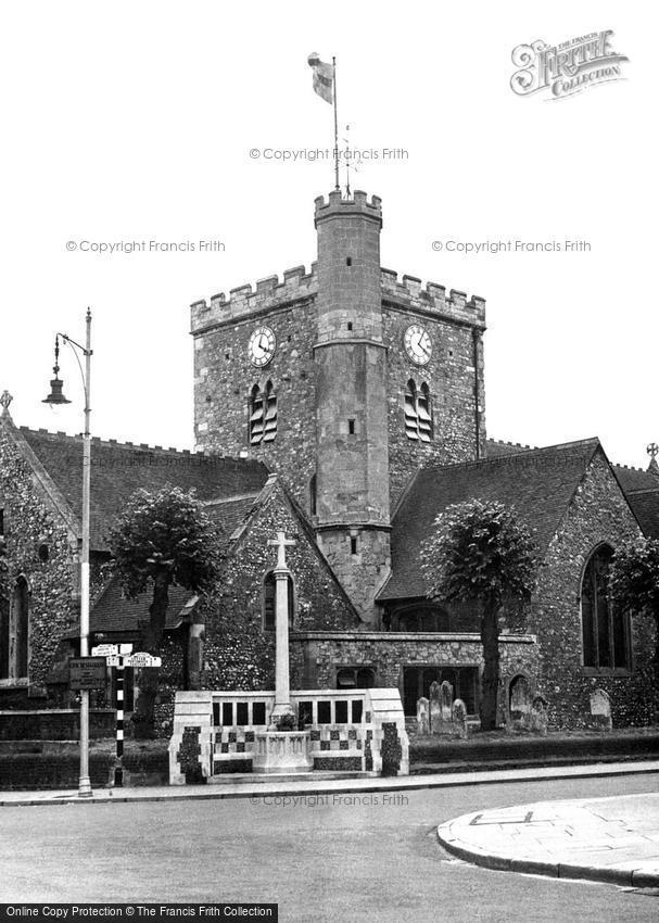 Havant, St Faith's Church and War Memorial c1955