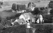 Fetching The Water 1890, Haverfordwest