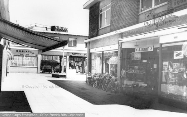 Photo of Haverhill, Queens Square c.1965