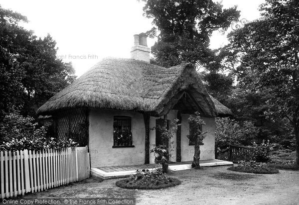 Photo of Havering Atte Bower, Bedfords, The Lodge 1910