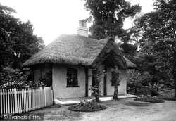 Bedfords, The Lodge 1910, Havering-Atte-Bower
