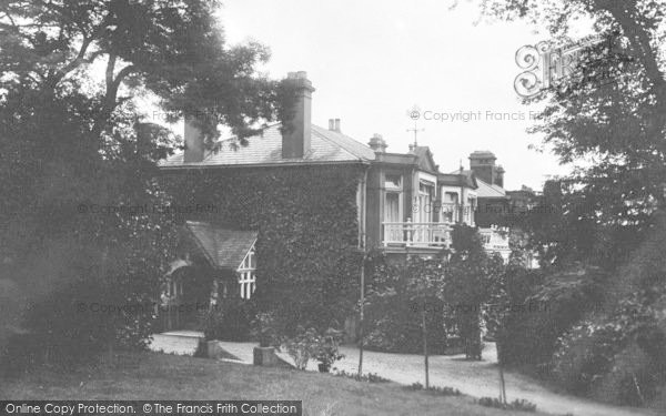 Photo of Havering Atte Bower, Rose Court 1910