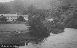 Bridge End And River Leven c.1930, Haverthwaite