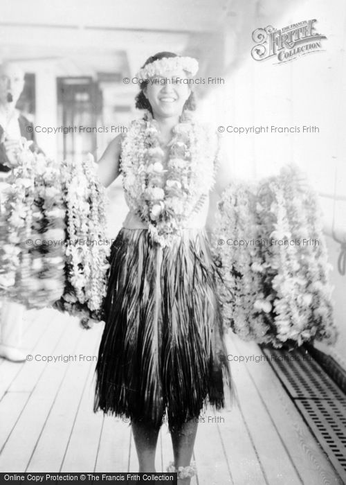 Photo of Hawaii, Arandora Star, Lei Girl c.1935