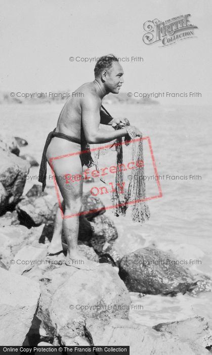 Photo of Hawaii, Honolulu, A Fisherman c.1935