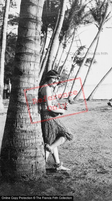 Photo of Hawaii, Honolulu, Hula Girl c.1935