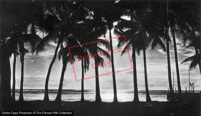 Photo of Hawaii, Honolulu, Sunset At Waikiki c.1935