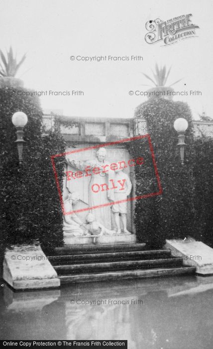 Photo of Hawaii, Laie Hawaii Temple, Maternity Fountain c.1935