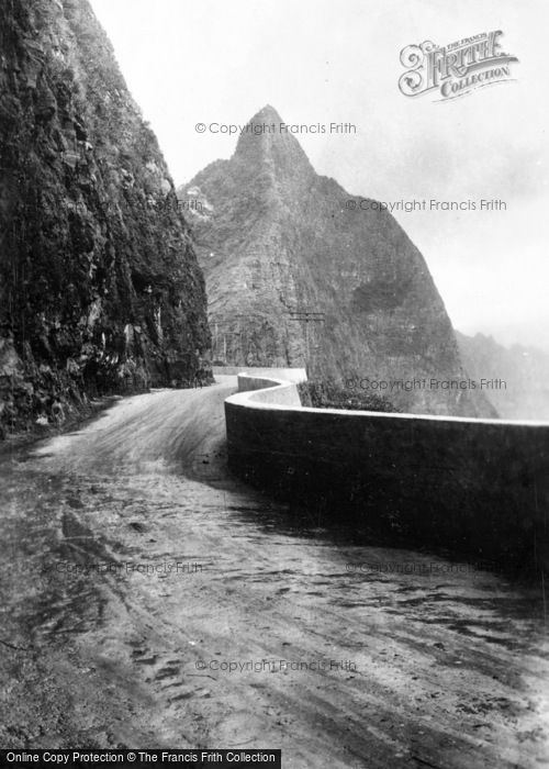 Photo of Hawaii, Old Pali Road c.1935