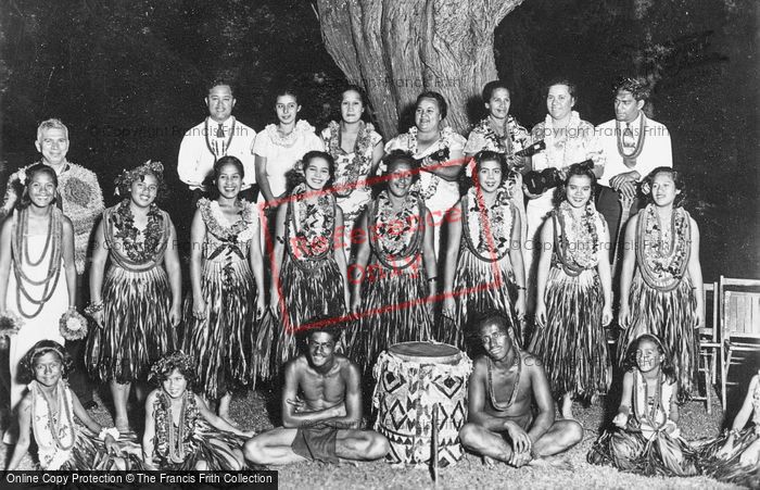 Photo of Hawaii, Waialae, Hula Dancers And Musicians c.1935