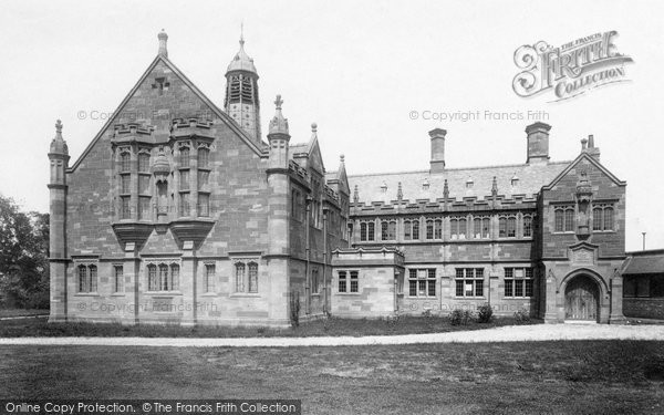 Photo of Hawarden, St Deniol's Library 1903