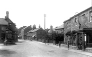 The Village 1903, Hawarden