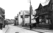 The Village 1903, Hawarden