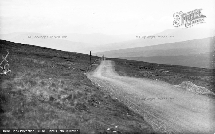 Photo of Hawes, Buttertubs Moors c.1932