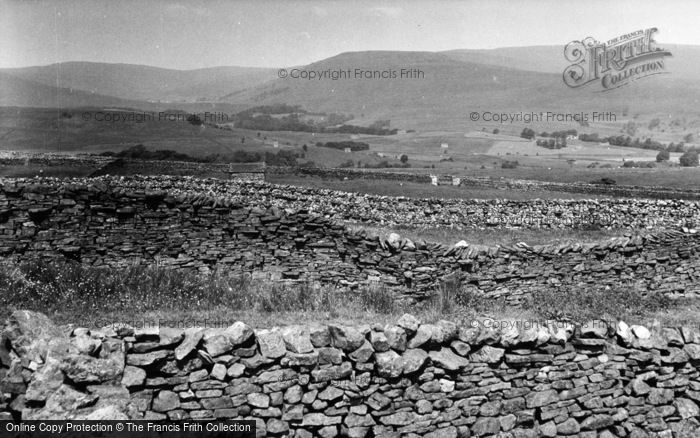 Photo of Hawes, Looking Towards Great Shunner Fell c.1955