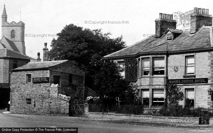 Photo of Hawes, Queen's Hotel 1900