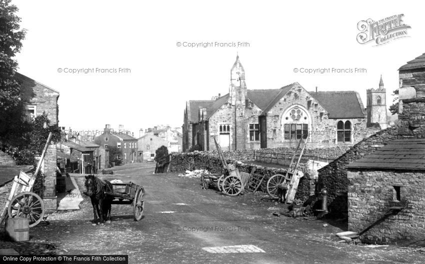 Hawes, the School and Village 1900