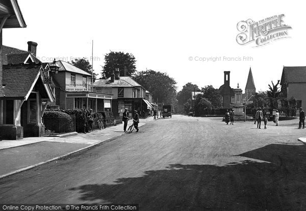 Photo of Hawkhurst, Highgate And Post Office 1925