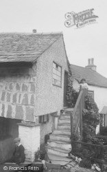 Old Pillared House 1912, Hawkshead