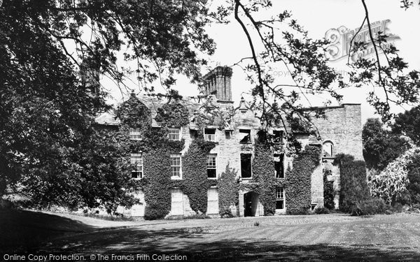 Photo of Hay On Wye, The Castle c.1950